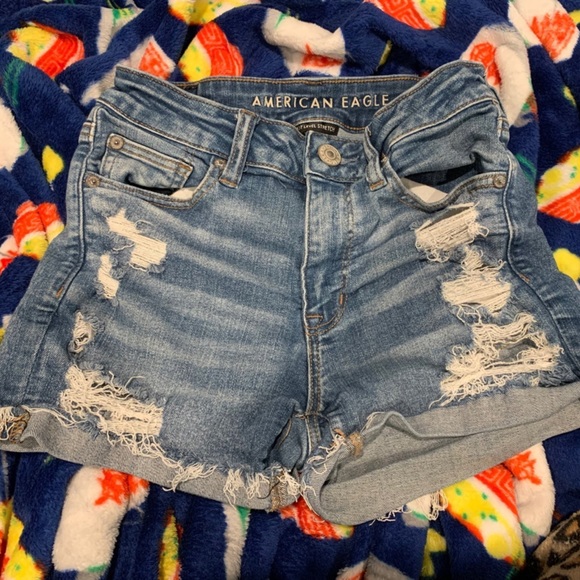 American Eagle Shorts Size 2 - Picture 1 of 3